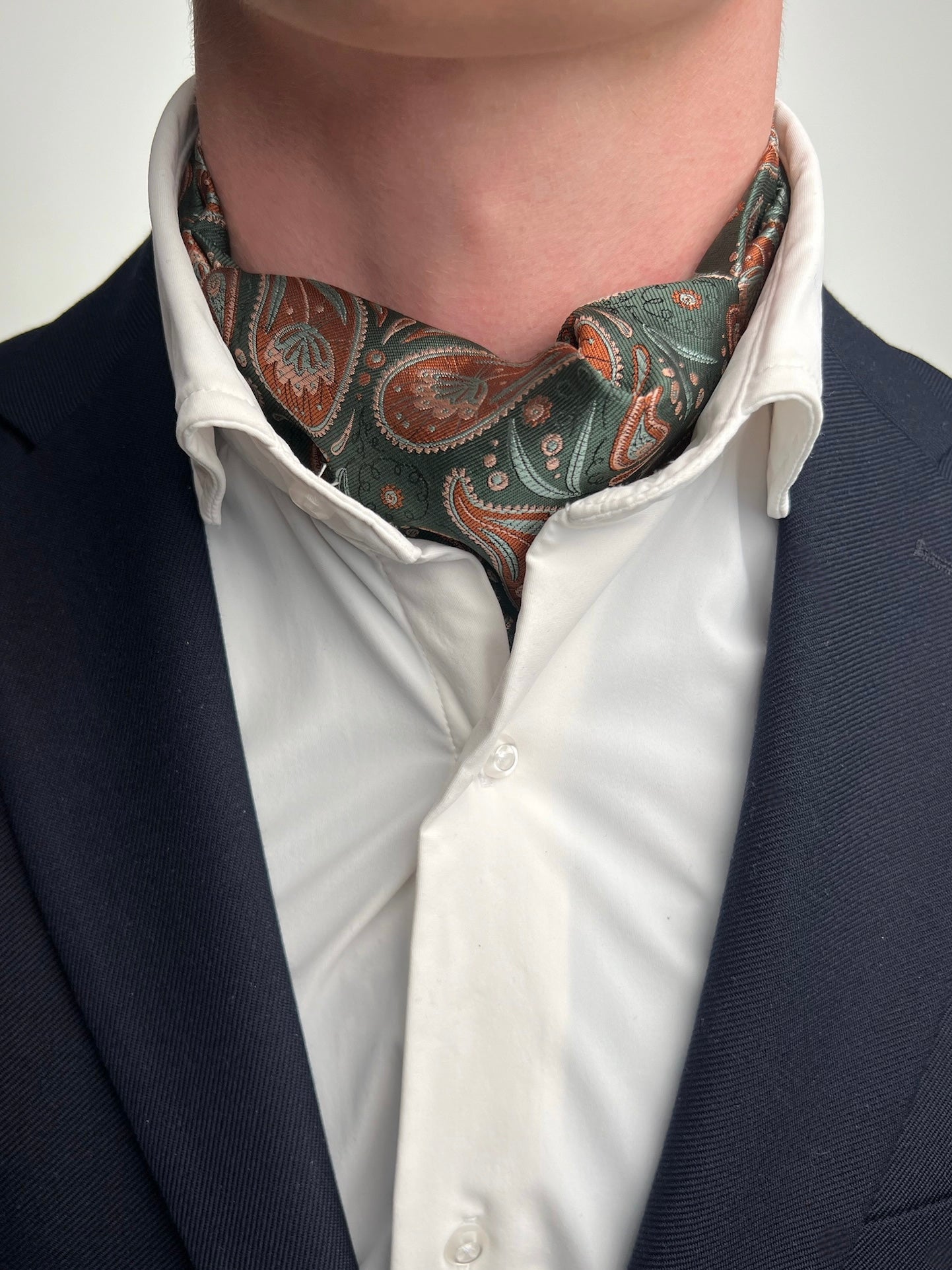 Løvfall Ascot